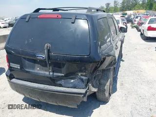 2008 Ford Escape XLT с VIN 1FMCU931X8KB06459, выставлен на аукционе IAAI как лот 42055096 с пробегом 156 316 миль миль и . История ставок и продаж доступна на DreamBid. Изображение 4.