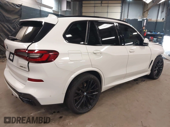 2022 BMW X5 xDrive40i with VIN 5UXCR6C07N9K43338, listed as a IAAI auction lot 42484107 with 42,899 mi miles and . Bid and sale history available at DreamBid. Image 4.