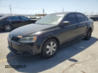 2012 Volkswagen Jetta S с VIN 3VW2K7AJ0CM468148, выставлен на аукционе Copart как лот 61792965 с пробегом 151 246 миль миль и Чистый • Clean title. История ставок и продаж доступна на DreamBid. Изображение 1.