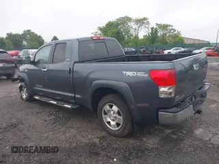 2008 Toyota Tundra z VIN 5TFBV54148X071912, wystawiony jako IAAI lot #42209379 z przebiegiem 261 492 mil mil oraz . Historia ofert i sprzedaży dostępna na DreamBid. Obrazek 3.