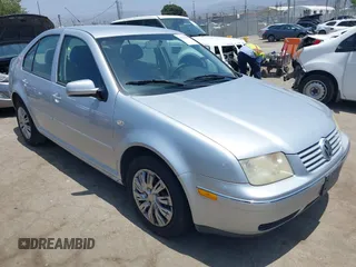 2004 Volkswagen Jetta GL with VIN 3VWRA69M34M031594, listed as a IAAI auction lot 42565161 with 191,011 mi miles and . Bid and sale history available at DreamBid. Image 1.