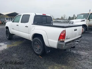 2007 Toyota Tacoma with VIN 5TELU42N97Z447826, listed as a IAAI auction lot 41862267 with 194,545 mi miles and . Bid and sale history available at DreamBid. Image 3.