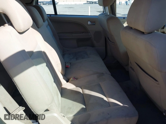 2005 Ford Freestyle SE with VIN 1FMZK04105GA30548, listed as a IAAI auction lot 41422368 with 258,791 mi miles. Bid and sale history available at carsss.com. Image 8.