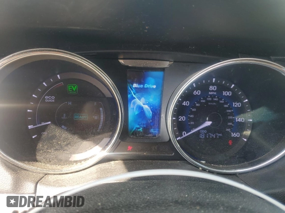 2014 Hyundai Sonata Hybrid Limited with VIN KMHEC4A45EA106270, listed as a Copart auction lot 54578115 with 181,747 mi miles and Clean Title. Bid and sale history available at carsss.com. Image 9.