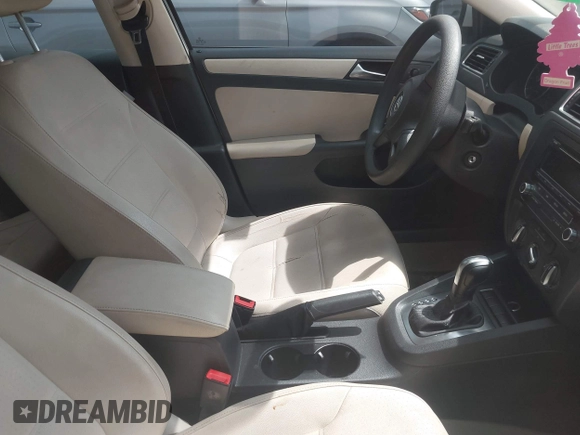 2012 Volkswagen Jetta SE с VIN 3VWDP7AJXCM311284, выставлен на аукционе IAAI как лот 42778112 с пробегом Не указан миль и . История ставок и продаж доступна на DreamBid. Изображение 5.