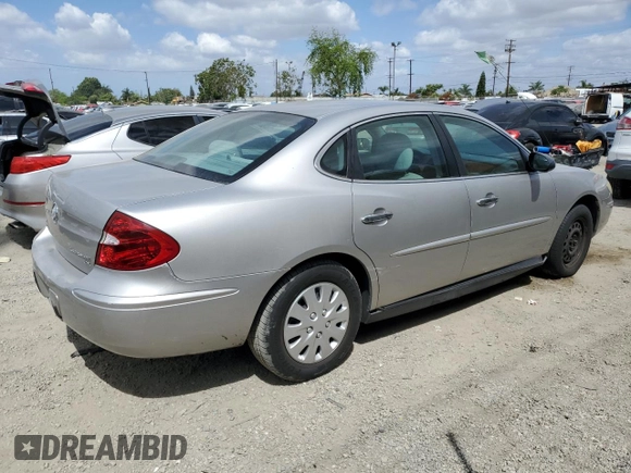 2006 Buick LaCrosse CX z VIN 2G4WC552661114621, wystawiony jako Copart lot #56751965 z przebiegiem 117 443 mil mil oraz Czysty tytuł • Clean title. Historia ofert i sprzedaży dostępna na DreamBid. Obrazek 3.