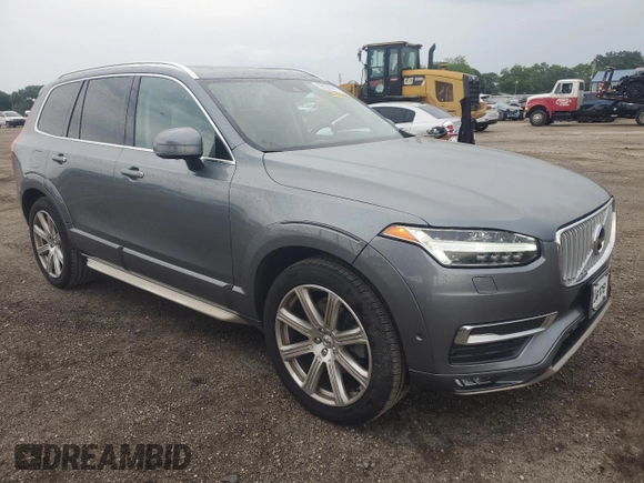2016 Volvo XC90 T6 Inscription z VIN YV4A22PL1G1000777, wystawiony jako Copart lot #56509945 z przebiegiem 64 985 mil mil oraz Czysty tytuł • Clean title. Historia ofert i sprzedaży dostępna na DreamBid. Obrazek 4.