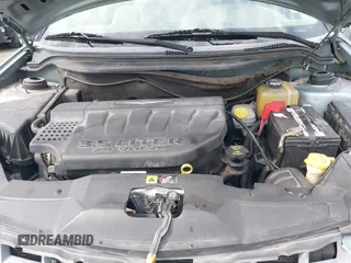 2005 Chrysler Pacifica Touring with VIN 2C4GM68495R663934, listed as a IAAI auction lot 42122031 with 195,169 mi miles and . Bid and sale history available at DreamBid. Image 10.