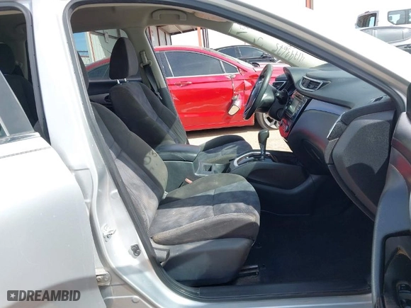 2015 Nissan Rogue SV with VIN KNMAT2MT6FP584237, listed as a IAAI auction lot 41793675 with 134,434 mi miles. Bid and sale history available at carsss.com. Image 5.