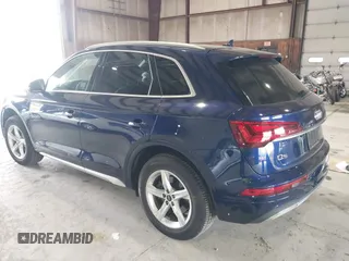 2024 Audi Q5 Premium with VIN WA1ABAFY2R2005133, listed as a IAAI auction lot 39315354 with 4,224 mi miles. Bid and sale history available at carsss.com. Image 3.