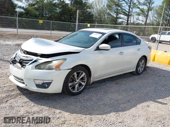 2014 Nissan Altima SV with VIN 1N4AL3AP1EC328418, listed as a IAAI auction lot 41800996 with 195,350 mi miles and . Bid and sale history available at DreamBid. Image 2.