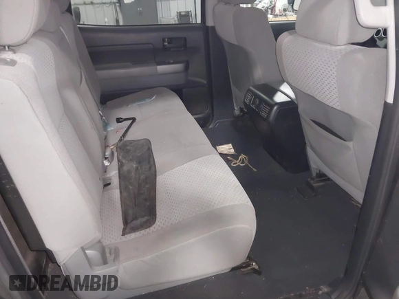 2013 Toyota Tundra 4WD Truck with VIN 5TFDW5F16DX305917, listed as a IAAI auction lot 41640555 with 255,812 mi miles. Bid and sale history available at carsss.com. Image 8.