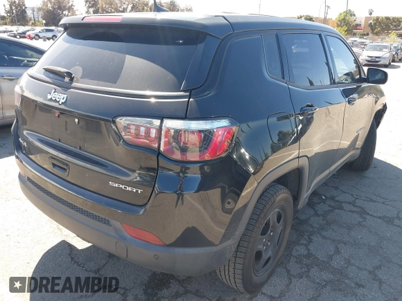 2018 Jeep Compass Sport z VIN 3C4NJDABXJT423666, wystawiony jako IAAI lot #41785935 z przebiegiem 60 880 mil mil oraz . Historia ofert i sprzedaży dostępna na DreamBid. Obrazek 4.