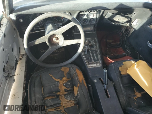 1976 Chevrolet Corvette with VIN 1Z37L6S446477, listed as a Copart auction lot 81751514 with 1,992 mi miles and Clean title. Bid and sale history available at DreamBid. Image 8.