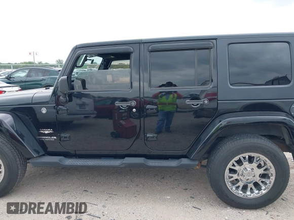 2008 Jeep Wrangler Unlimited Sahara с VIN 1J4GA59188L624010, выставлен на аукционе IAAI как лот 42115574 с пробегом 105 800 миль миль и . История ставок и продаж доступна на DreamBid. Изображение 14.