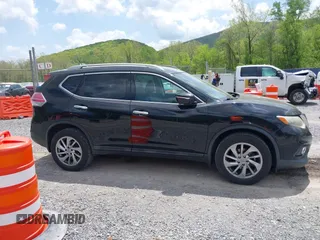 2015 Nissan Rogue SL with VIN 5N1AT2MV3FC924433, listed as a IAAI auction lot 42155223 with 145,980 mi miles and . Bid and sale history available at carsss.com. Image 13.