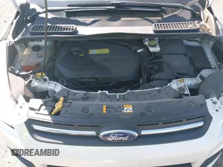 2013 Ford Escape SE with VIN 1FMCU9GXXDUB66562, listed as a IAAI auction lot 40287024 with 120,398 mi miles. Bid and sale history available at carsss.com. Image 10.