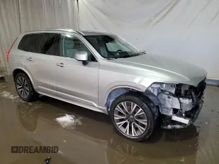 2022 Volvo XC90 Momentum with VIN YV4102PK8N1840596, listed as a Copart auction lot 42322315 with 78,026 mi miles and Clean Title. Bid and sale history available at carsss.com. Image 4.