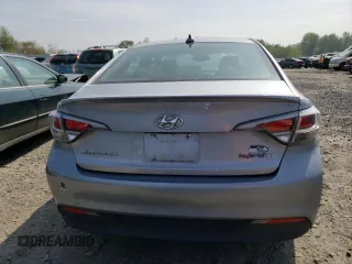 2016 Hyundai Sonata Hybrid SE with VIN KMHE24L12GA012212, listed as a Copart auction lot 49517573 with 115,484 mi miles. Bid and sale history available at carsss.com. Image 6.
