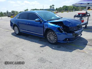 2016 Volkswagen Passat SE z VIN 1VWBT7A35GC067037, wystawiony jako IAAI lot #41981111 z przebiegiem 101 867 mil mil oraz . Historia ofert i sprzedaży dostępna na DreamBid. Obrazek 1.