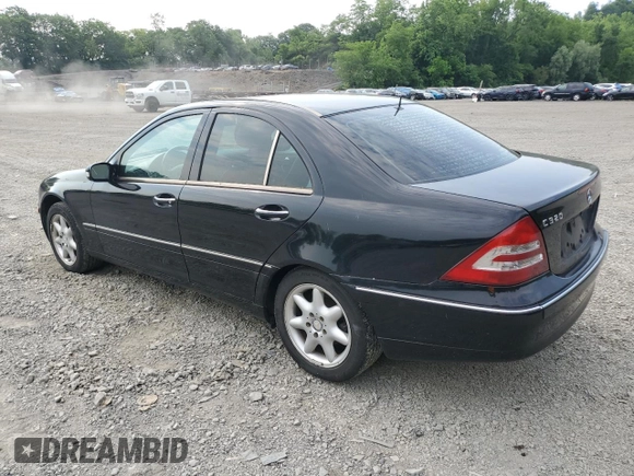 2002 Mercedes-Benz C 230/260/280/320 with VIN WDBRF64J42E003970, listed as a Copart auction lot 59909815 with 190,502 mi miles and Clean title. Bid and sale history available at DreamBid. Image 2.
