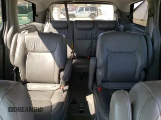 2010 Toyota Sienna XLE z VIN 5TDDK4CC8AS033268, wystawiony jako Copart lot #48503455 z przebiegiem 134 959 mil mil oraz Szkoda całkowita • Salvage title. Historia ofert i sprzedaży dostępna na DreamBid. Obrazek 10.