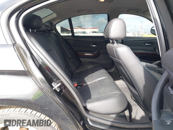2011 BMW 3 Series 328i with VIN WBAPH5C5XBF216401, listed as a IAAI auction lot 41890987 with 114,698 mi miles and . Bid and sale history available at carsss.com. Image 8.
