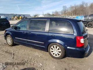 2016 Chrysler Town & Country Touring with VIN 2C4RC1BG7GR207032, listed as a Copart auction lot 45385345 with 92,189 mi miles and Salvage Title. Bid and sale history available at carsss.com. Image 2.
