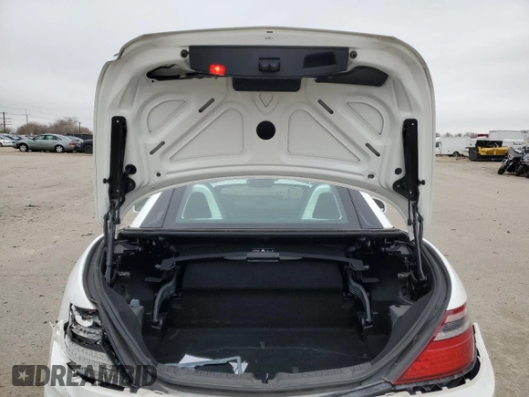 2014 Mercedes-Benz SLK 250 with VIN WDDPK4HA1EF093957, listed as a Copart auction lot 81787234 with 52,850 mi miles and Salvage title. Bid and sale history available at DreamBid. Image 10.