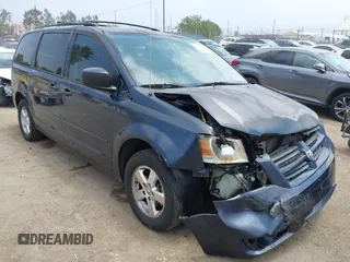 2008 Dodge Grand Caravan SE z VIN 1D8HN44H08B102833, wystawiony jako IAAI lot #42437009 z przebiegiem 190 094 mil mil oraz . Historia ofert i sprzedaży dostępna na DreamBid. Obrazek 1.