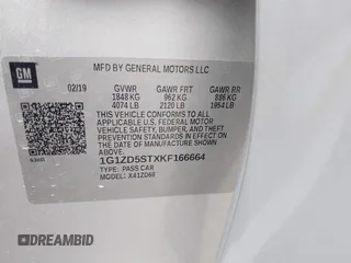 2019 Chevrolet Malibu LT with VIN 1G1ZD5STXKF166664, listed as a IAAI auction lot 42116233 with 140,830 mi miles and . Bid and sale history available at DreamBid. Image 9.