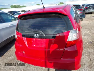 2013 Honda Fit Sport z VIN JHMGE8H51DC080183, wystawiony jako IAAI lot #42178982 z przebiegiem 174 133 mil mil oraz . Historia ofert i sprzedaży dostępna na DreamBid. Obrazek 16.