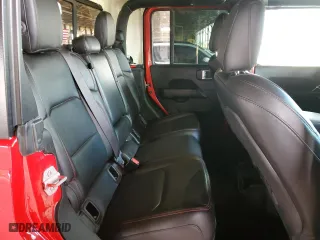 2022 Jeep Gladiator Rubicon with VIN 1C6JJTBG1NL105673, listed as a Copart auction lot 47828125 with 31,835 mi miles and Salvage Title. Bid and sale history available at carsss.com. Image 10.