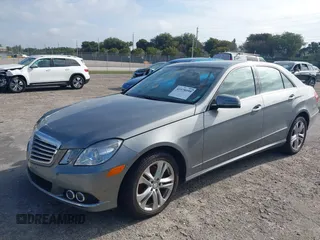 2011 Mercedes-Benz E-Class E 350 Luxury with VIN WDDHF8HB1BA485662, listed as a IAAI auction lot 41978098 with 28,765 mi miles. Bid and sale history available at carsss.com. Image 2.