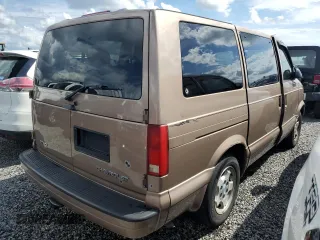 2005 Chevrolet Astro with VIN 1GNDM19X85B118179, listed as a Copart auction lot 75552144 with 162,425 mi miles and Salvage Title. Bid and sale history available at carsss.com. Image 3.