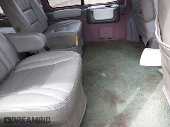 2004 Ford Econoline Cargo Recreational with VIN 1FDRE14W04HA78794, listed as a IAAI auction lot 41870886 with 380,388 mi miles and . Bid and sale history available at DreamBid. Image 8.