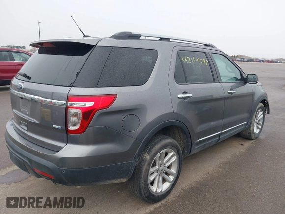 2013 Ford Explorer XLT z VIN 1FM5K8D87DGC16483, wystawiony jako IAAI lot #42114797 z przebiegiem 149 548 mil mil oraz . Historia ofert i sprzedaży dostępna na DreamBid. Obrazek 4.