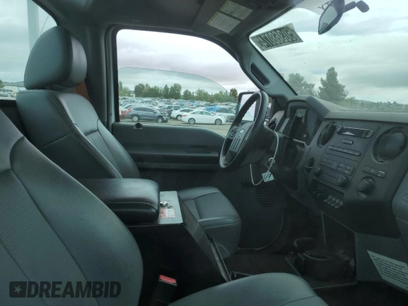 2013 Ford F-250 XL with VIN 1FTBF2A60DEB82054, listed as a Copart auction lot 50368074 with 34,182 mi miles and Clean Title. Bid and sale history available at DreamBid. Image 11.