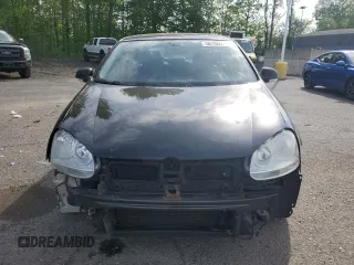 2005 Volkswagen Jetta 2.5L with VIN 3VWDG71K25M647183, listed as a Copart auction lot 62743695 with 215,241 mi miles and Salvage title. Bid and sale history available at DreamBid. Image 5.