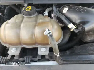 2018 Ford Mustang GT Premium z VIN 1FATP8FF9J5172119, wystawiony jako Copart lot #80830175 z przebiegiem 81 538 mil mil oraz Szkoda całkowita • Salvage title. Historia ofert i sprzedaży dostępna na DreamBid. Obrazek 16.