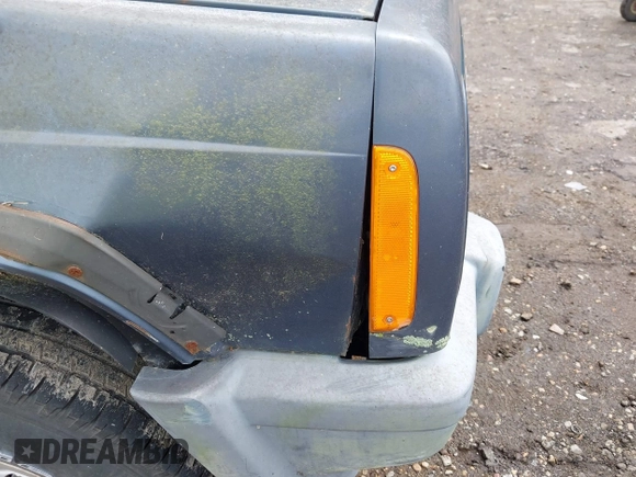 2001 Jeep Cherokee with VIN 1J4FT47S11L609530, listed as a IAAI auction lot 42222446 with 156,408 mi miles and . Bid and sale history available at DreamBid. Image 13.