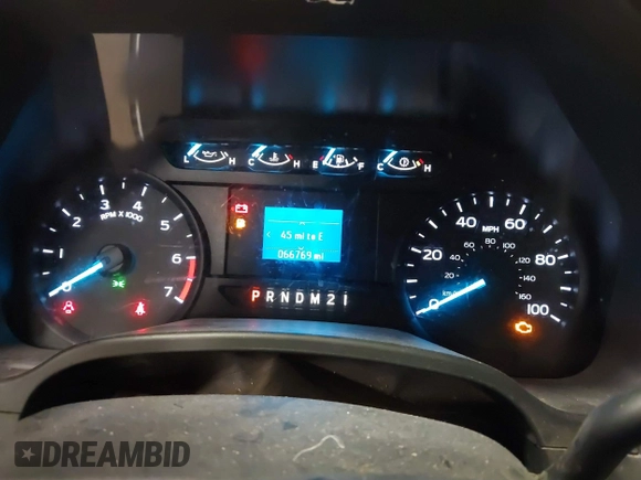 2018 Ford F-250 XL z VIN 1FDBF2A66JEC27005, wystawiony jako IAAI lot #41746952 z przebiegiem 66 769 mil mil oraz . Historia ofert i sprzedaży dostępna na DreamBid. Obrazek 7.