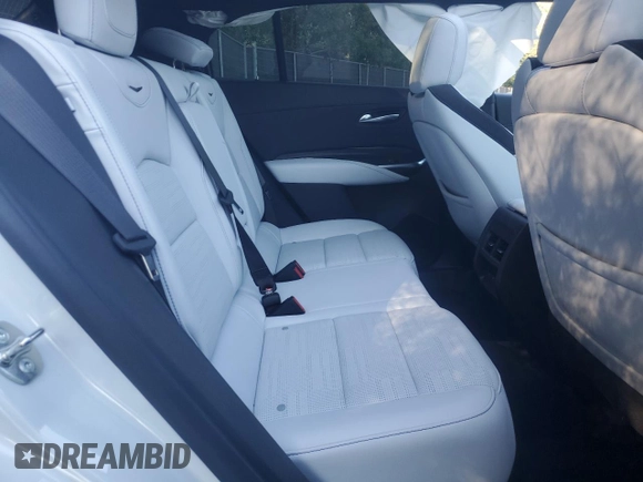2024 Cadillac XT4 AWD Sport with VIN 1GYFZFR44RF195386, listed as a Copart auction lot 74949924 with 2,693 mi miles and Salvage title. Bid and sale history available at DreamBid. Image 11.
