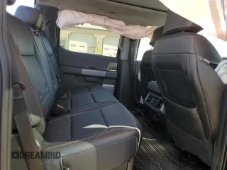 2023 Ford F-250 XL z VIN 1FT8W2BT5PEC75753, wystawiony jako Copart lot #48381535 z przebiegiem Nie podano mil oraz Szkody całkowita. Historia ofert i sprzedaży dostępna na DreamBid. Obrazek 10.