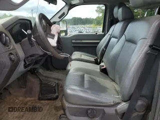 2015 Ford F-250 Lariat z VIN 1FT7W2BT1FEB25018, wystawiony jako Copart lot #55891235 z przebiegiem 186 354 mil mil oraz Szkoda całkowita • Salvage title. Historia ofert i sprzedaży dostępna na DreamBid. Obrazek 7.
