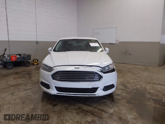 2013 Ford Fusion SE with VIN 3FA6P0H78DR268040, listed as a IAAI auction lot 41524125 with 172,712 mi miles. Bid and sale history available at carsss.com. Image 12.