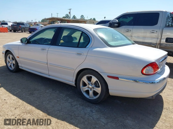 2002 Jaguar X-Type with VIN SAJEA51C22WC27350, listed as a IAAI auction lot 41778528 with 163,600 mi miles and . Bid and sale history available at DreamBid. Image 3.