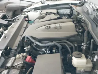 2022 Toyota Tacoma SR5 with VIN 3TMAZ5CN2NM179189, listed as a IAAI auction lot 42309709 with 61,611 mi miles and . Bid and sale history available at DreamBid. Image 18.