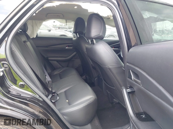 2024 Mazda CX-30 S Select Sport z VIN 3MVDMBBMXRM697784, wystawiony jako IAAI lot #42290201 z przebiegiem 17 040 mil mil oraz . Historia ofert i sprzedaży dostępna na DreamBid. Obrazek 8.