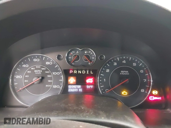 2007 Pontiac Torrent with VIN 2CKDL73F076244310, listed as a IAAI auction lot 41742971 with 236,849 mi miles. Bid and sale history available at carsss.com. Image 7.